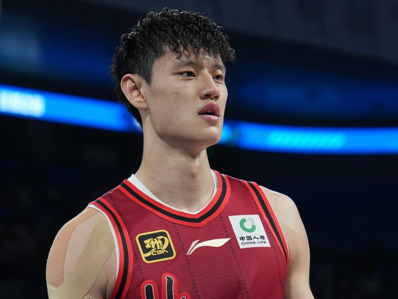 CBA最新消息：据知名篮球自媒体人三土带刺爆料：“年前最后两战了，伤病都存在，但