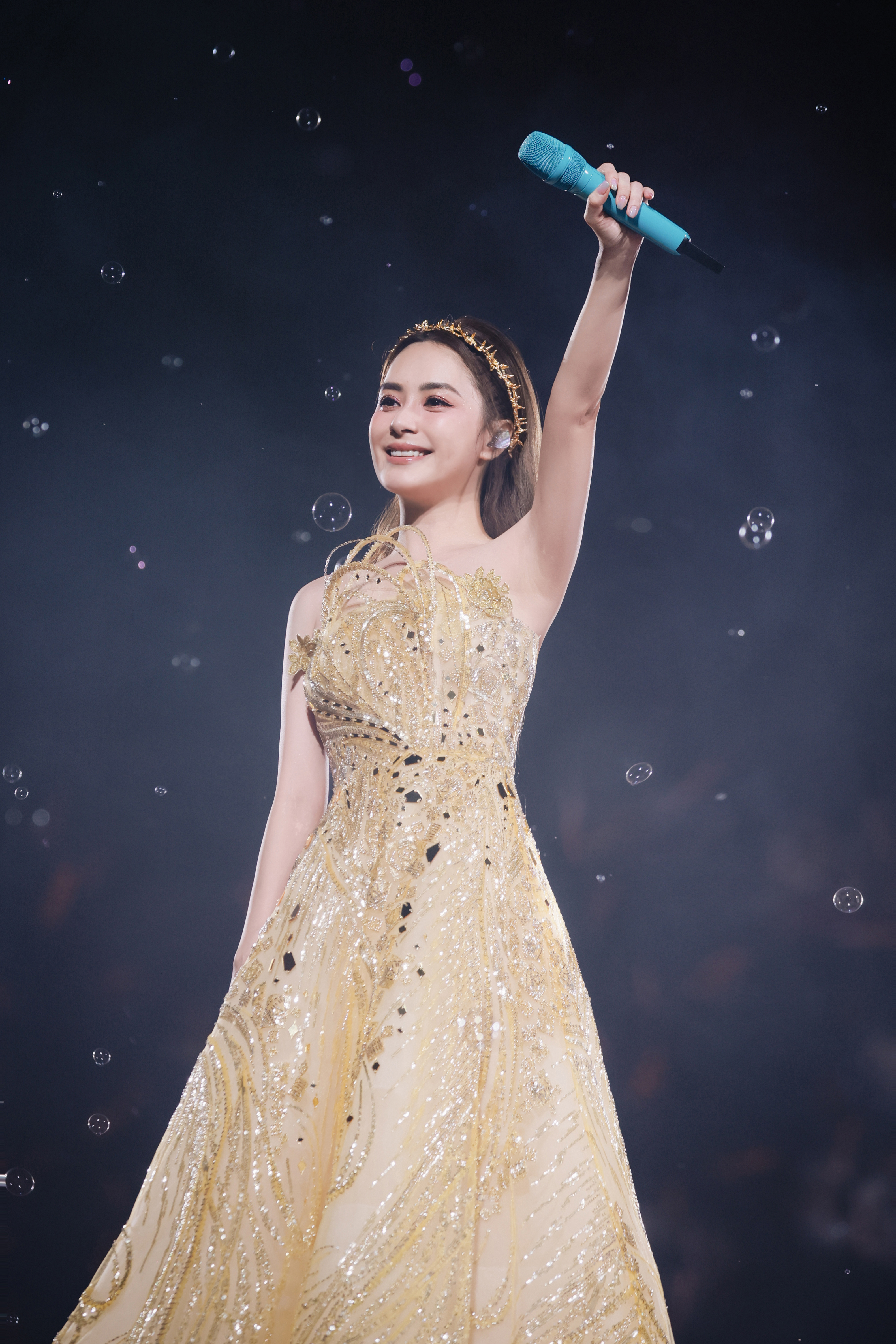 #阿娇雅典娜女神#Twins北京演唱会七夕特别场，阿娇的雅典娜女神造型太美了吧，
