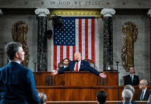 美国又出新招:正评估撤销中国永久正常贸易地位，取消最惠国待遇

当地时间2026