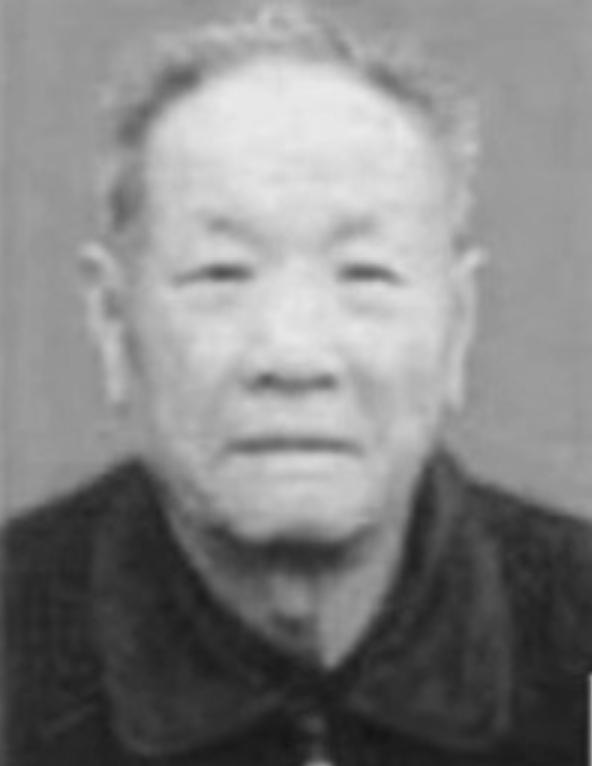 蒋玉堂，山东省沂水县人，1926年1月出生，1944年6月入党，曾任青救会会长、