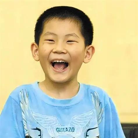 山东神童”苏刘溢，仅仅花3天就读完了小学课程，10岁参加高考更是以566分被南科