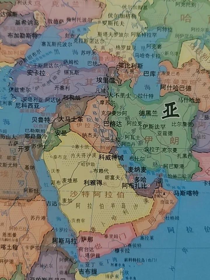 一到晚上我就想着研究这晃荡的中东局势