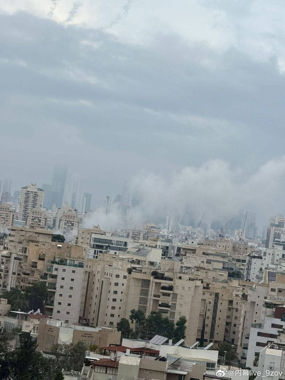 以色列佩塔提克瓦和卡夫尔卡塞姆传来撞击报告。集束导弹的子弹药击中多个目标。 