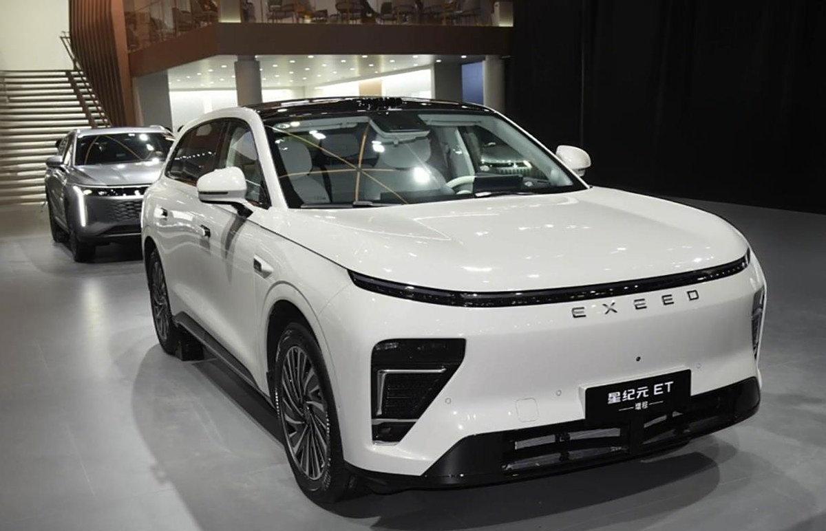 作为二胎家庭，选车就看空间、续航和性价比，星纪元ET真没让我失望！
 
最惊喜的