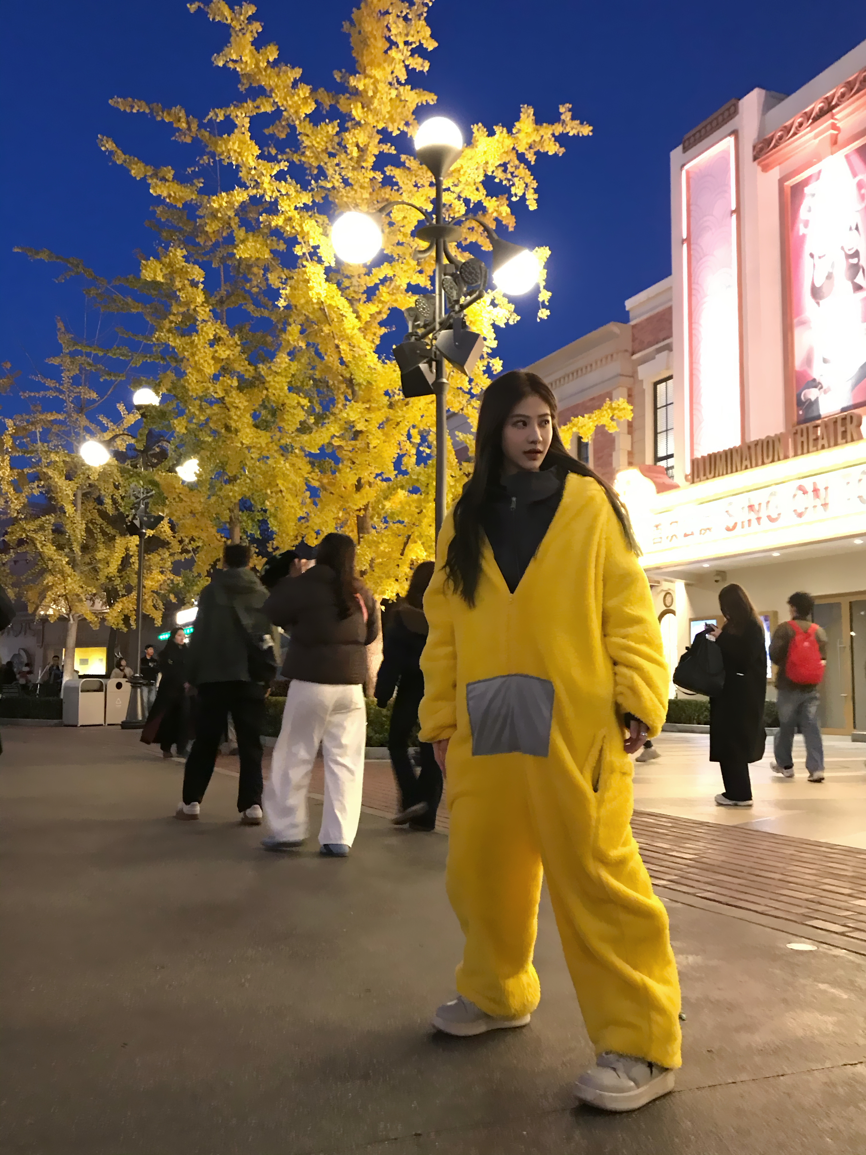 袁一琦万圣节天线宝宝造型，萌翻了吧[拜托] ​​​