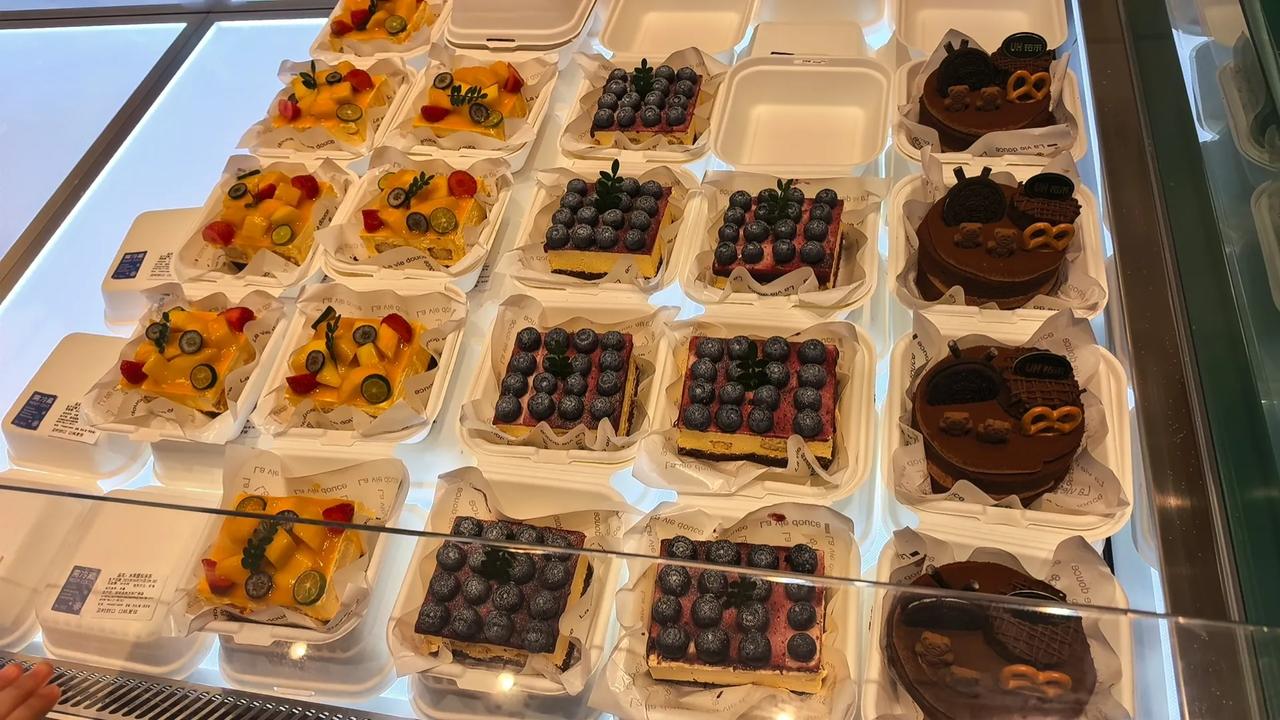 有点意外，老铁今天收评后是提前去庆祝了吗？怎么一点也不活跃呢。

在大趋势面前，