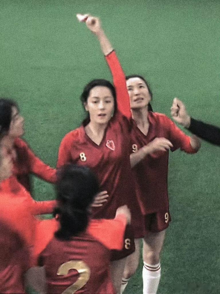 迪丽热巴带来的角色信服力 从前总觉得热巴适配亮眼美人，这次钰珑彻底打破固有印象。
