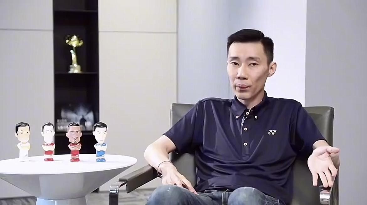 李宗伟的四大护法：

小苏吉亚托
王睁茗
石宇奇
周天成

谁赞成谁反对？[奸笑