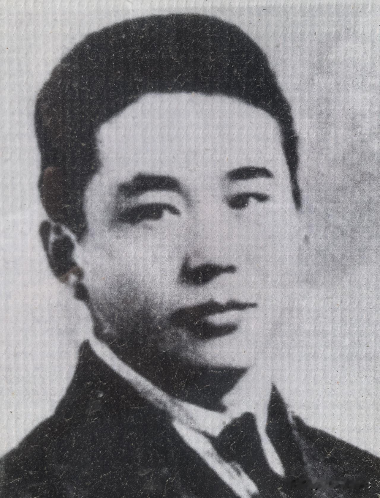 青岛地区牺牲的第一位共产党人——李慰农

 在青岛殖民压迫、军阀割据的黑暗年代，