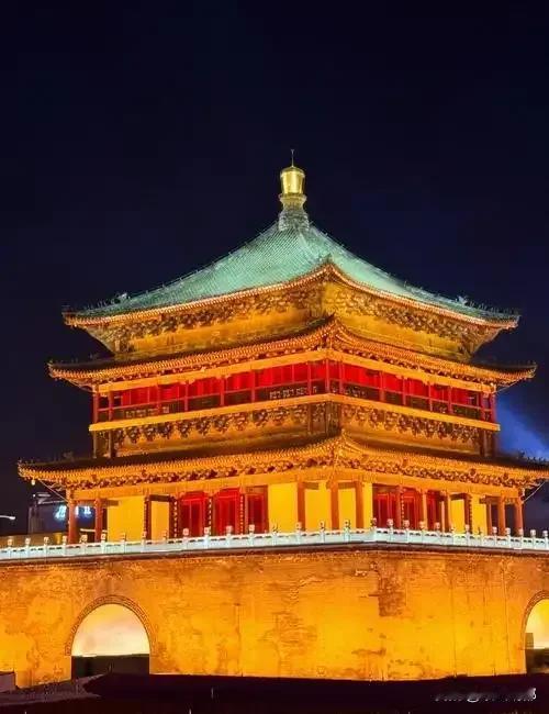 西安职场能挣多少银子？Deepseek说，招聘网站显示西安薪资水平处于全国中游（