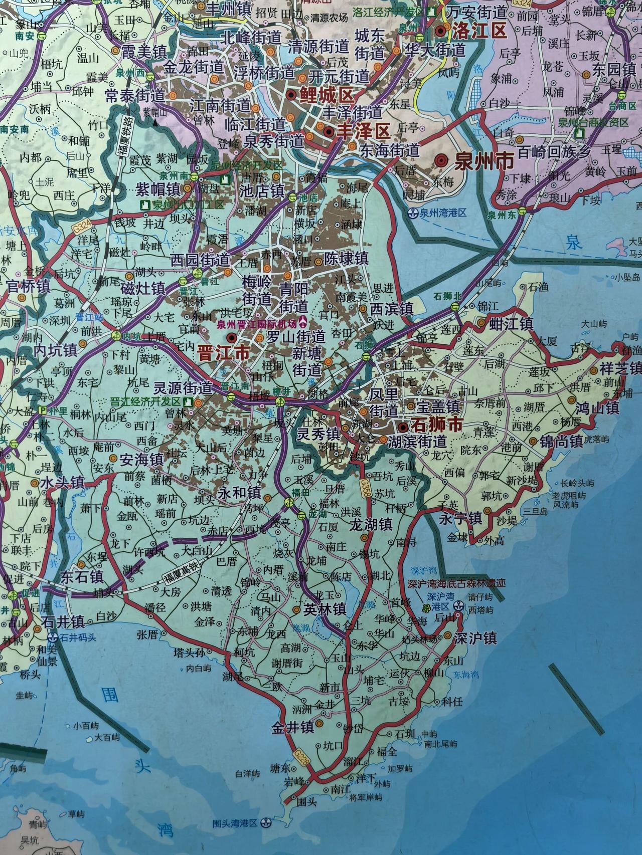 晋江和石狮太发达了，对于泉州想扩大城区来说，撤市建区是其必然之路。
泉州主城区太