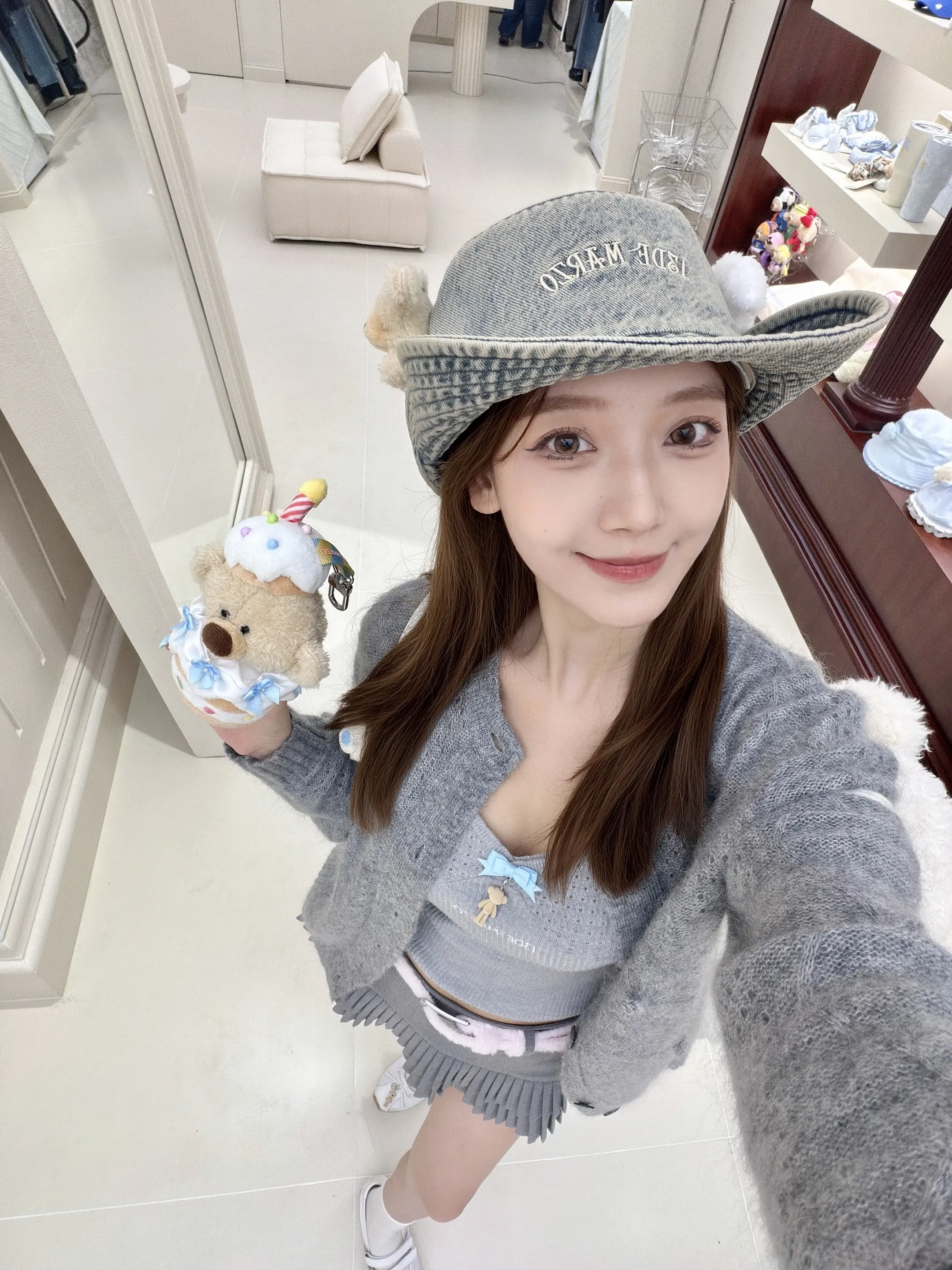 今天是小熊女孩🧸ྀིɞ ·˚ 🧸💭‧₊˚꒱ 📜‧º·˚