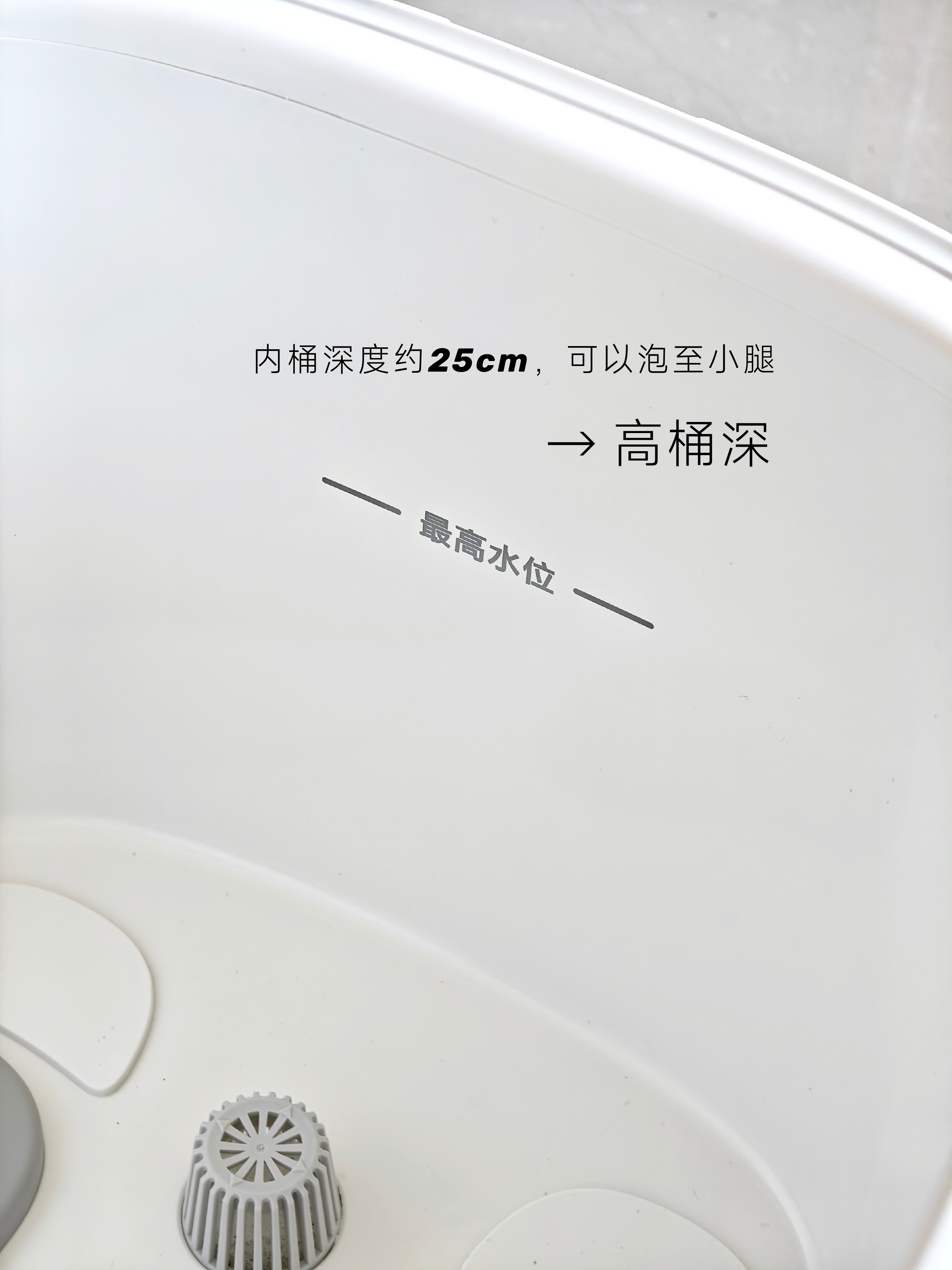 买泡脚桶看小米就“购”了 米家杀菌足浴器新品实测作为一个常年手脚冰凉的打工人，泡