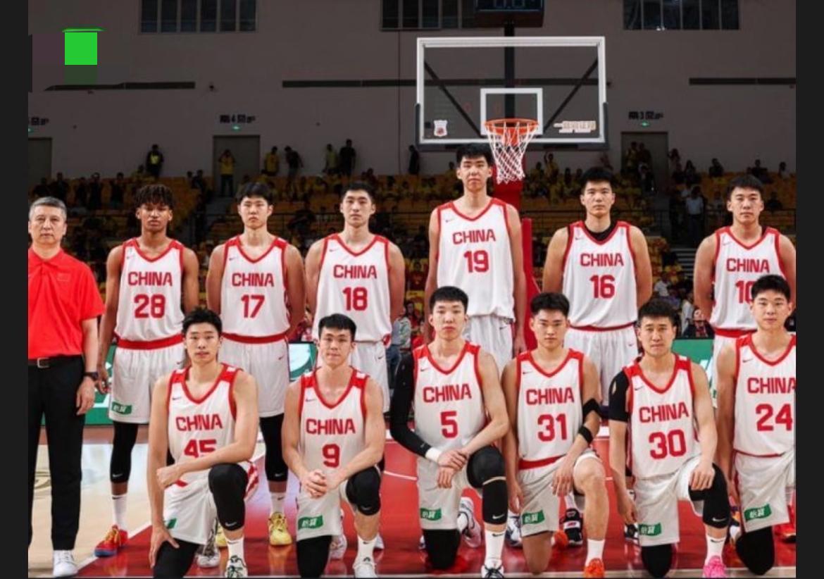 男篮热身验真章！5人濒临淘汰，程帅澎李悦洲明晚该登场了吧

    打完塞尔维亚