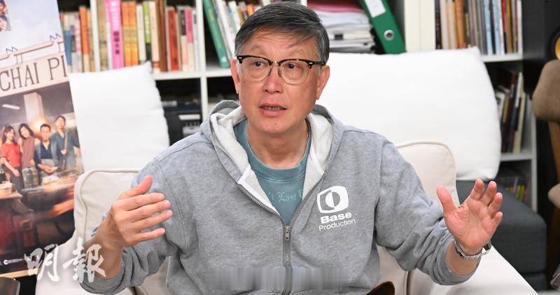 明报：刘伟强称港产片未没落 寄语后辈从编剧起步原定后天（8日）举行的全国第十二届