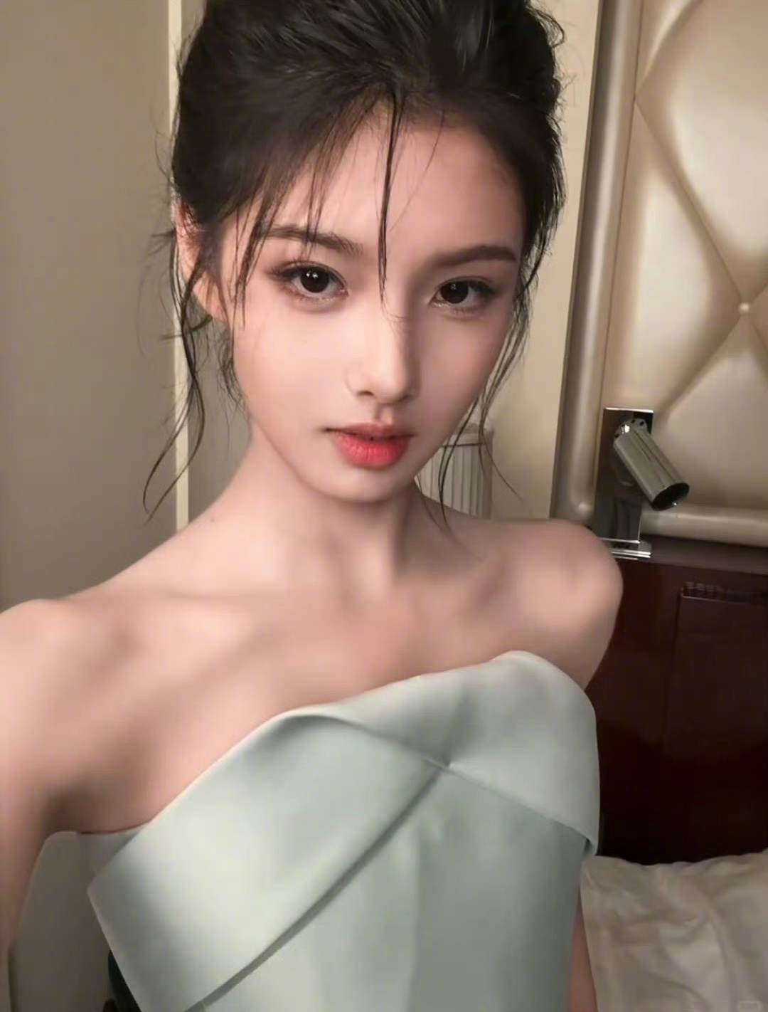 想拥有艾米同款肩颈线[苦涩] ​​​