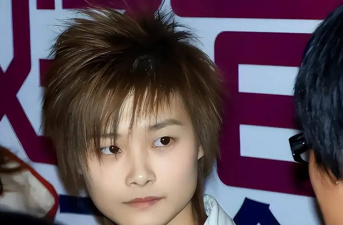 嫁法国富豪真相曝光后，41岁李宇春近况曝光，一点也不意外
瘫痪传闻谁信？41岁李