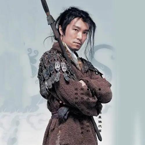 为何香港演艺圈不少人对周星驰评价褒贬不一，他却始终拥有海量拥趸，影片依旧票房亮眼