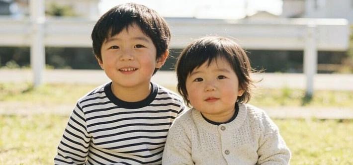 家有俩娃，常听“老大傻，老二精”的说法。大宝憨厚懂事总吃亏，二宝机灵嘴甜会来事。