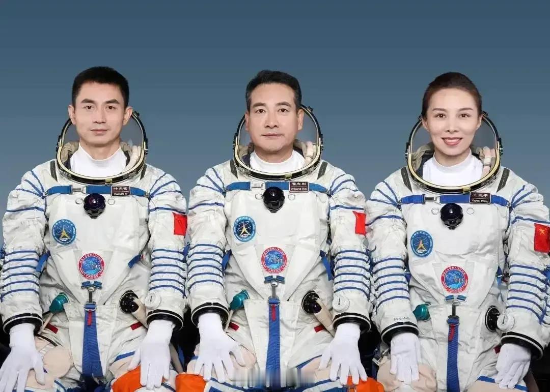 中国航天员的老前辈