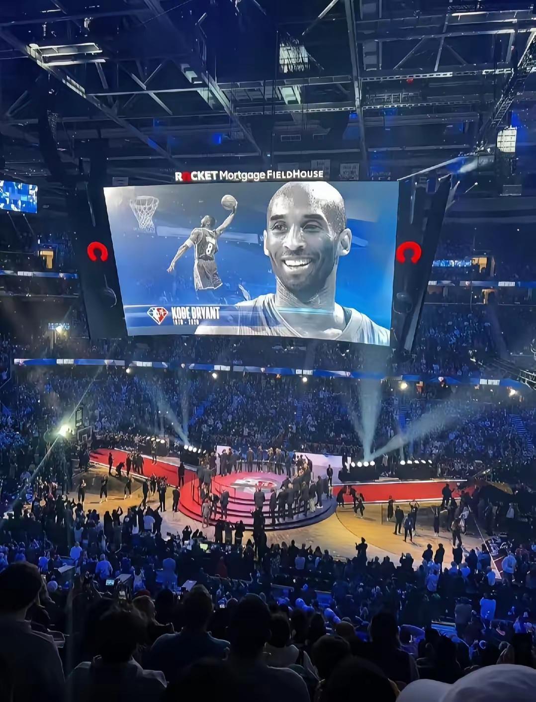 兜兜转转，一年又一年！科比KobeBryant只关于科比 ​​​