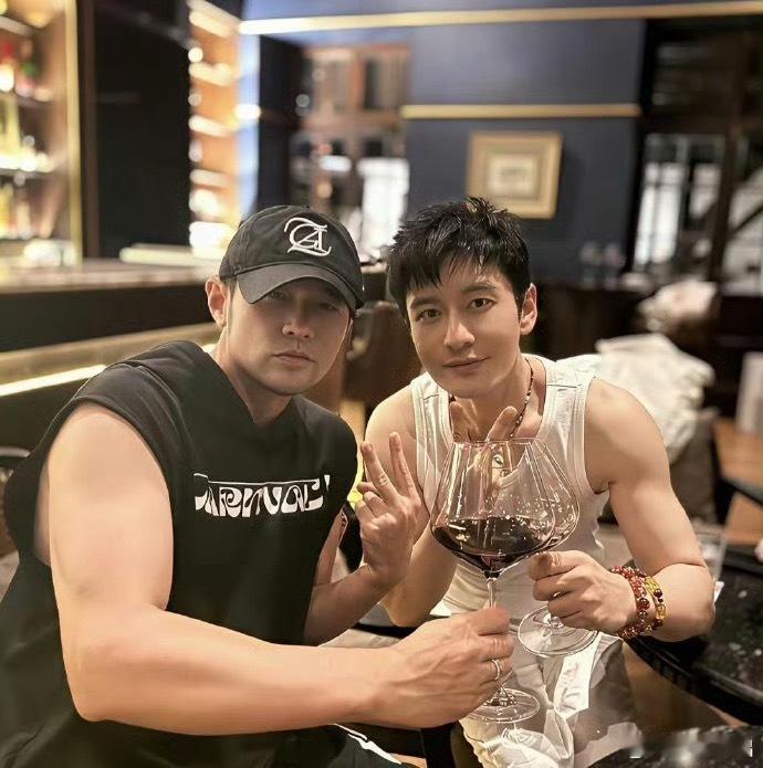 顶级联动！周杰伦和黄晓明一起聚会！周杰伦黄晓明