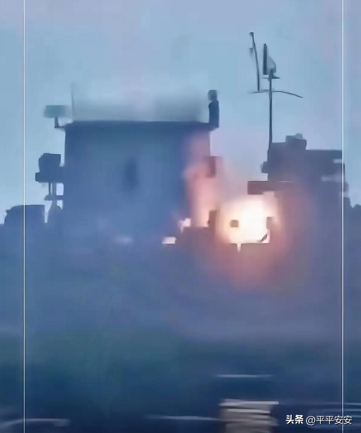 伊朗太威武了！

3月4日凌晨，伊朗伊斯兰革命卫队发布声明称，对印度洋上的美军目