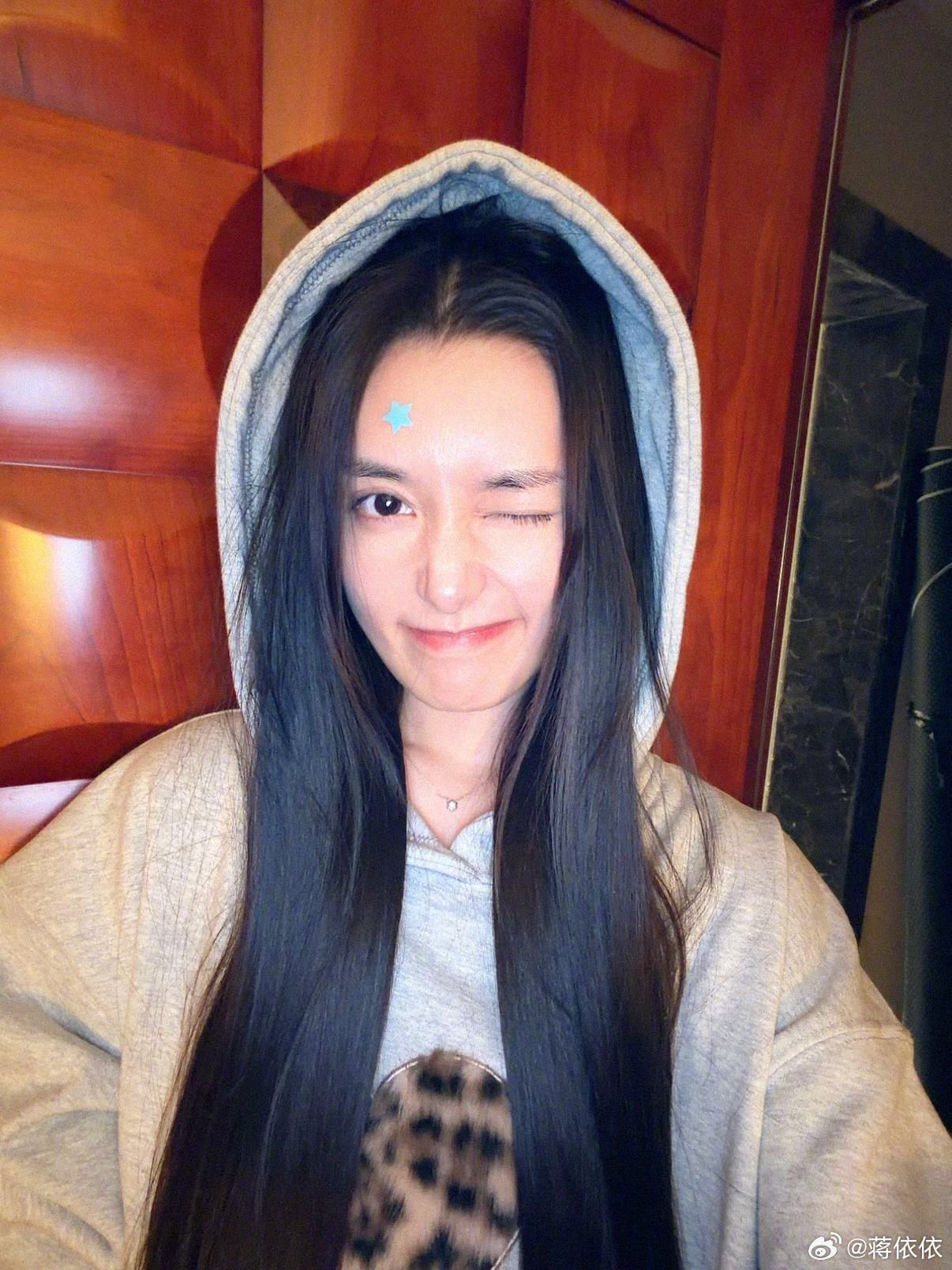 依些杂记 百年孤寂 ☃️🩵 