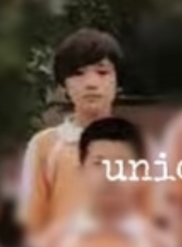 颂雅轩的小学毕业照🈶一九分小妹妹幼年体时期～ 