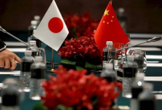 俄罗斯顶尖的国际问题专家看完日本连夜往九州运导弹的新闻，对着卫星通讯社的镜头沉默