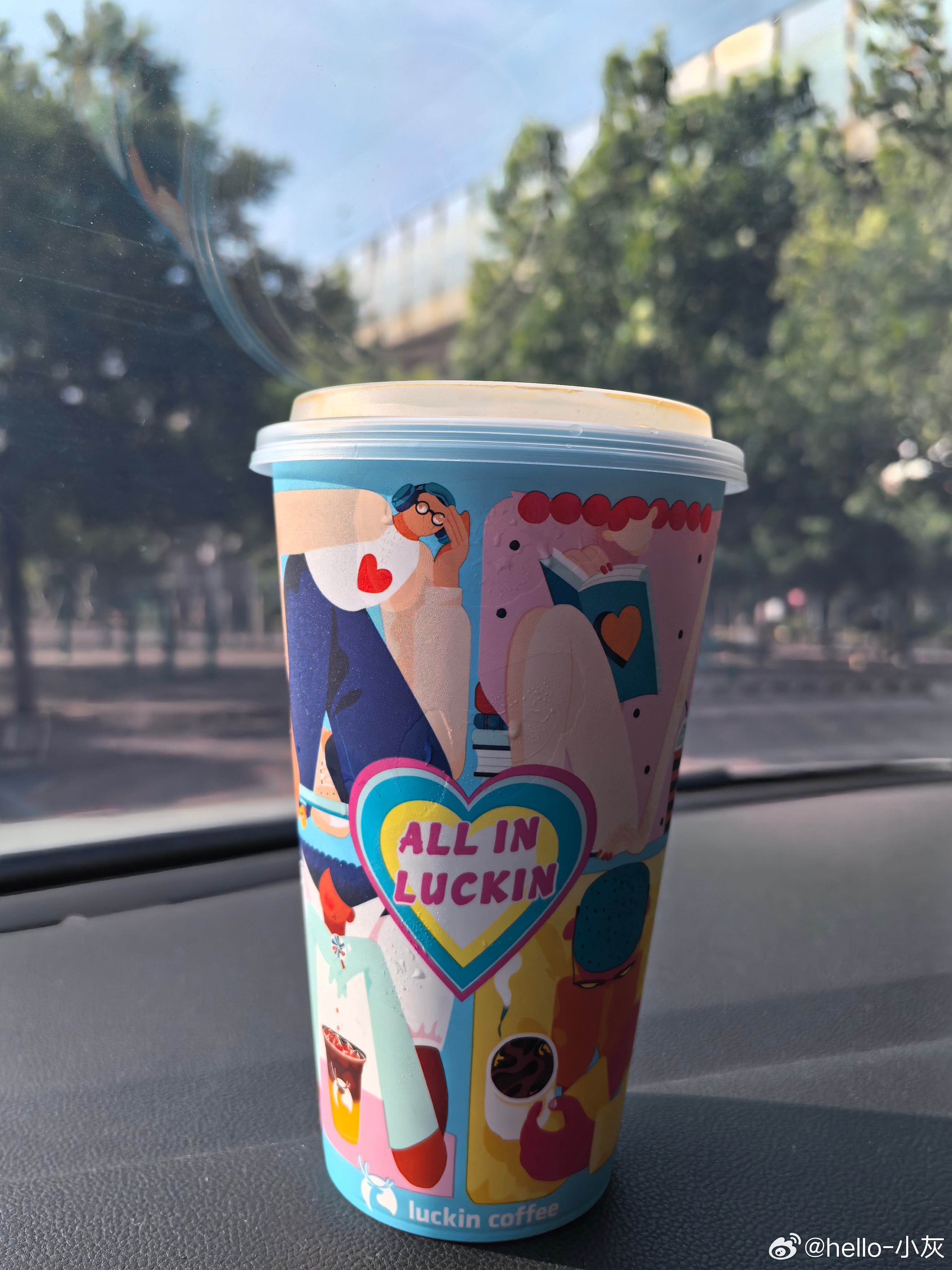 津彩绽放点赞天津 戒不掉的Morning coffee 