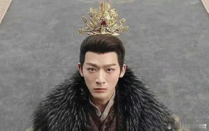长相思能不能给男演员也开点磨皮？ 