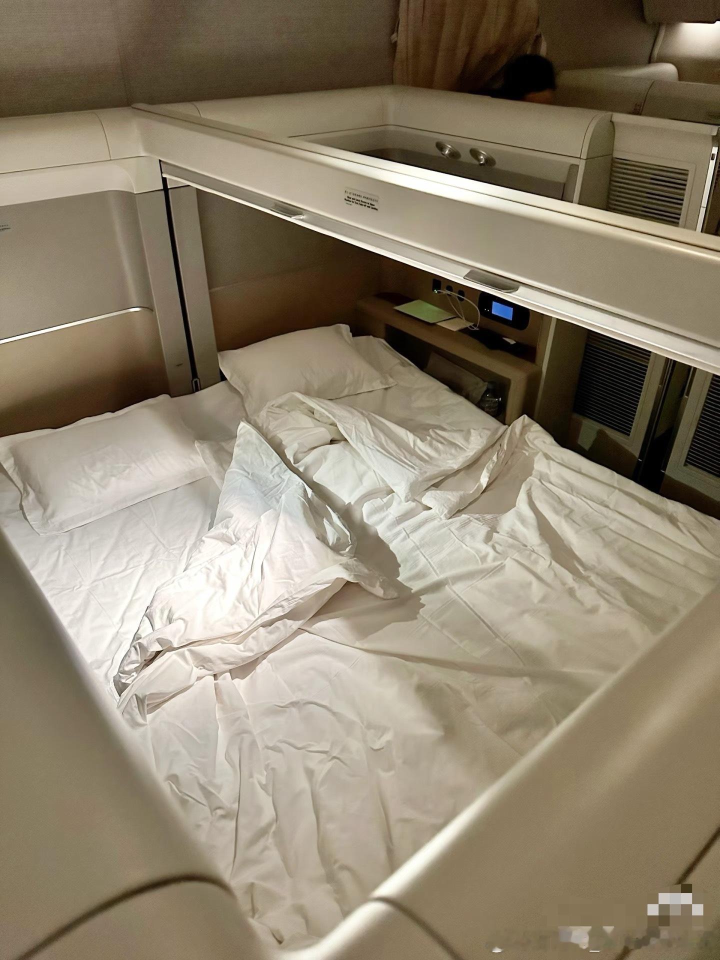 有没有倒卖二手飞机配件的想整俩宽体客机商务舱平躺座位进车里，有没有有资源的🙋 