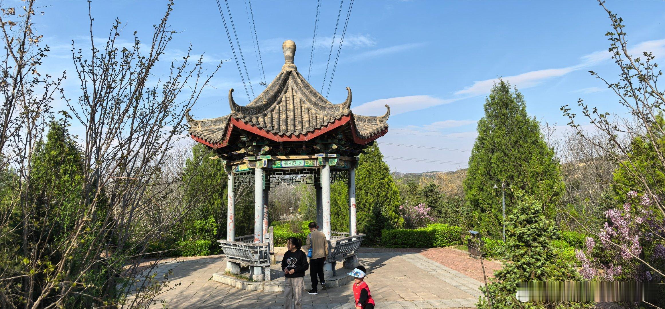 此刻  太原东山五龙城郊公园 