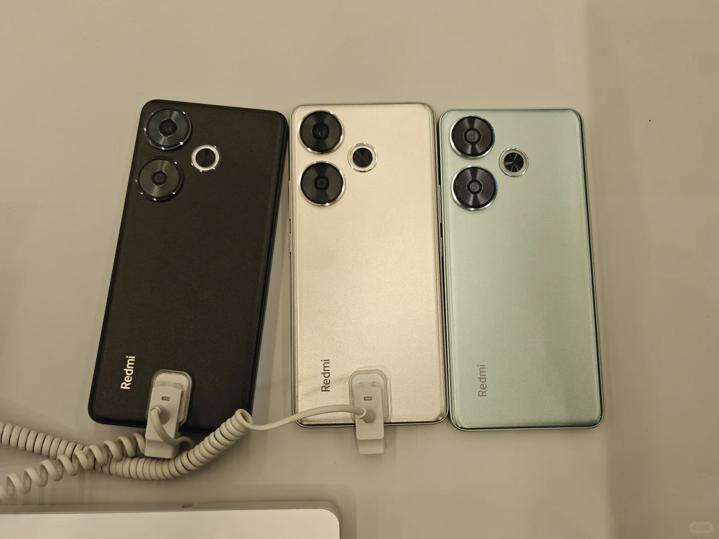 有啥说啥，1999元的红米turbo3到底有没有水份？值得大家入手吗？亲自体验后...