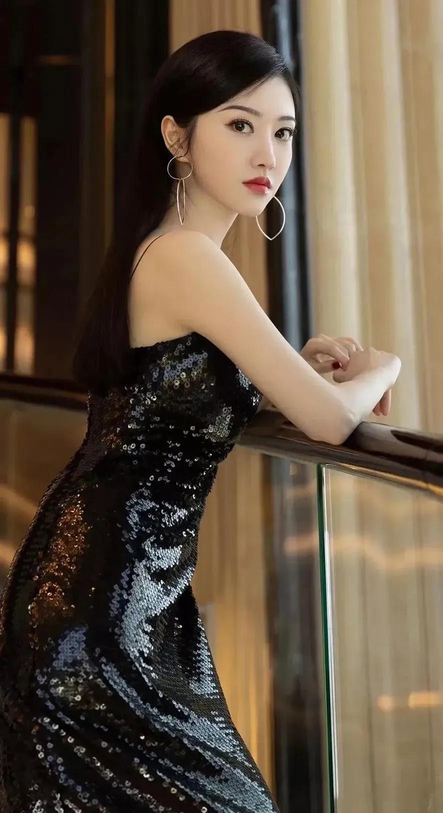 性感妩媚，魅力无限。