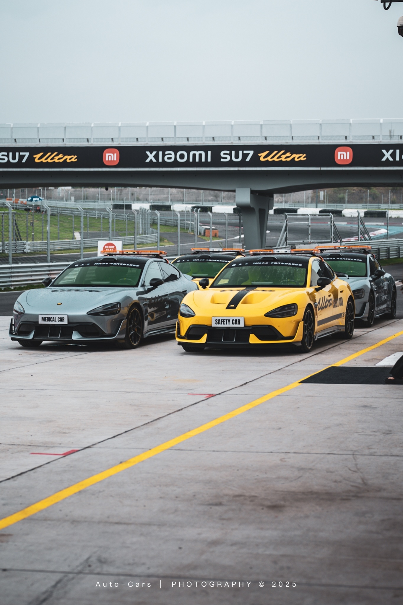 挖孔的赛道安全车🏁| autophotographcars01车闻[超话] ​