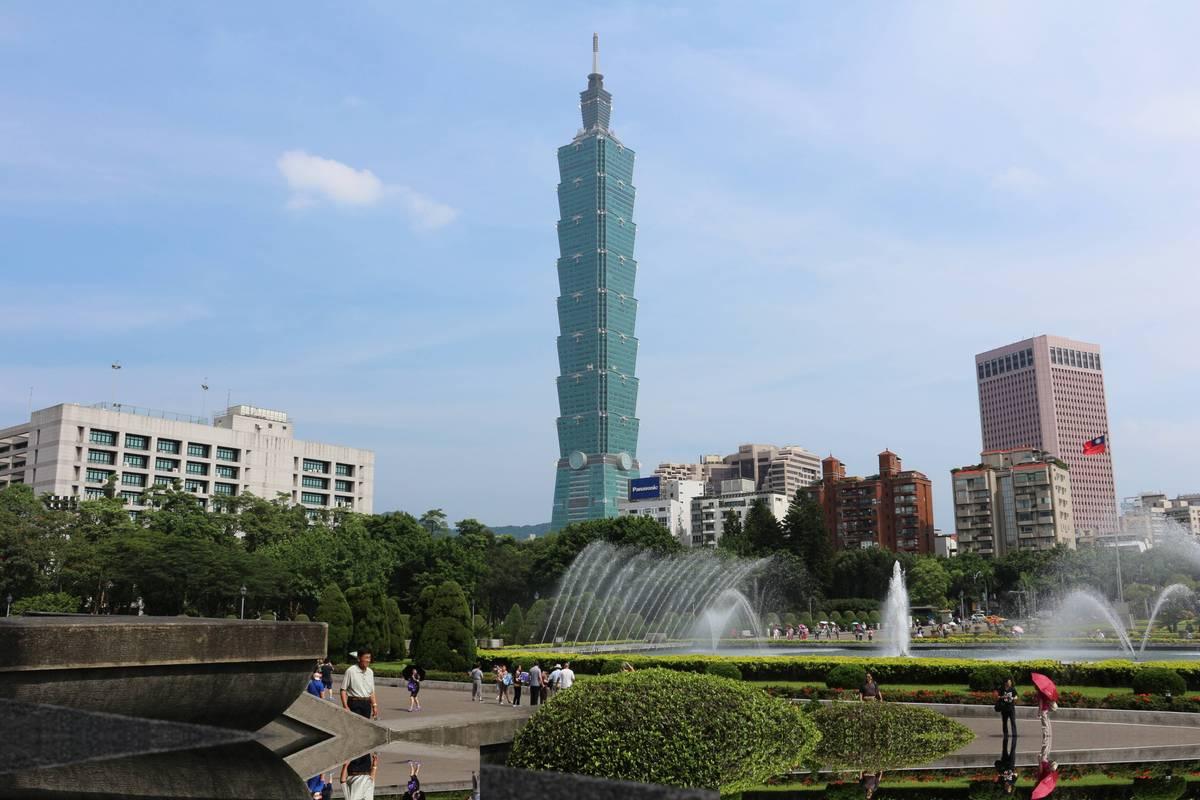 统一台湾，台湾人提出，统一后台湾制度不变，第二支军队也不变，不准许解放军入台，那