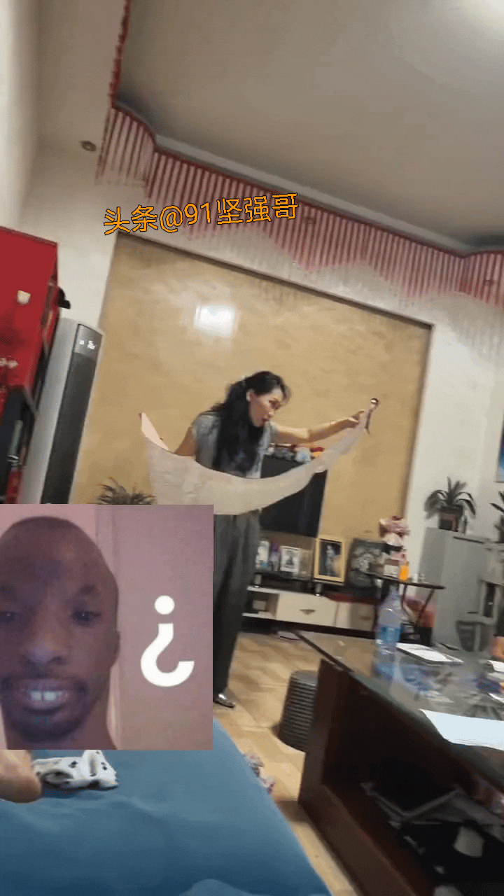 老妈看我的情书……