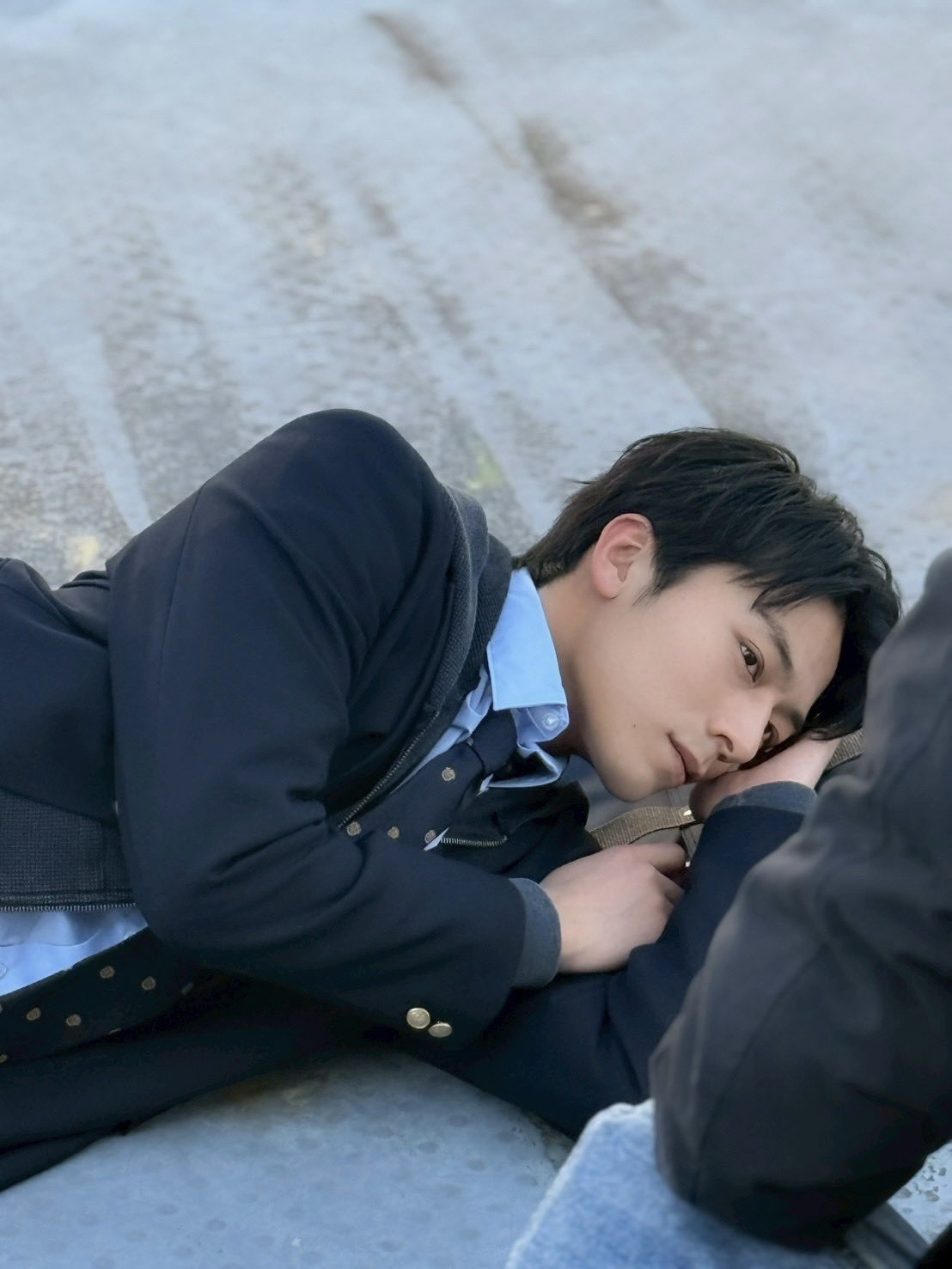 齋藤璃佑（4/22(水)発売のJUNON6月号に登場しております。なんと制服でご