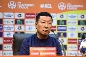 崔康熙不走寻常路，亚冠1/8决赛首回合山东泰山队首发阵容公布，大杀器克雷桑替补待