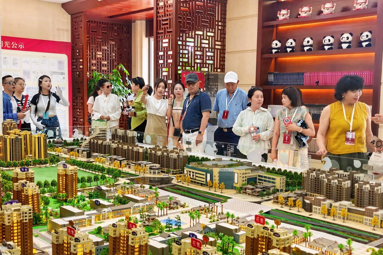 今天，“2026海外华文媒体川渝行——聚焦成渝地区双城经济圈建设”主题参访活动走