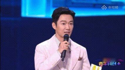 诗词里的南京遇见青年科创从明城墙的千年诗韵到紫金山的创新探索，南京这座城市真的把