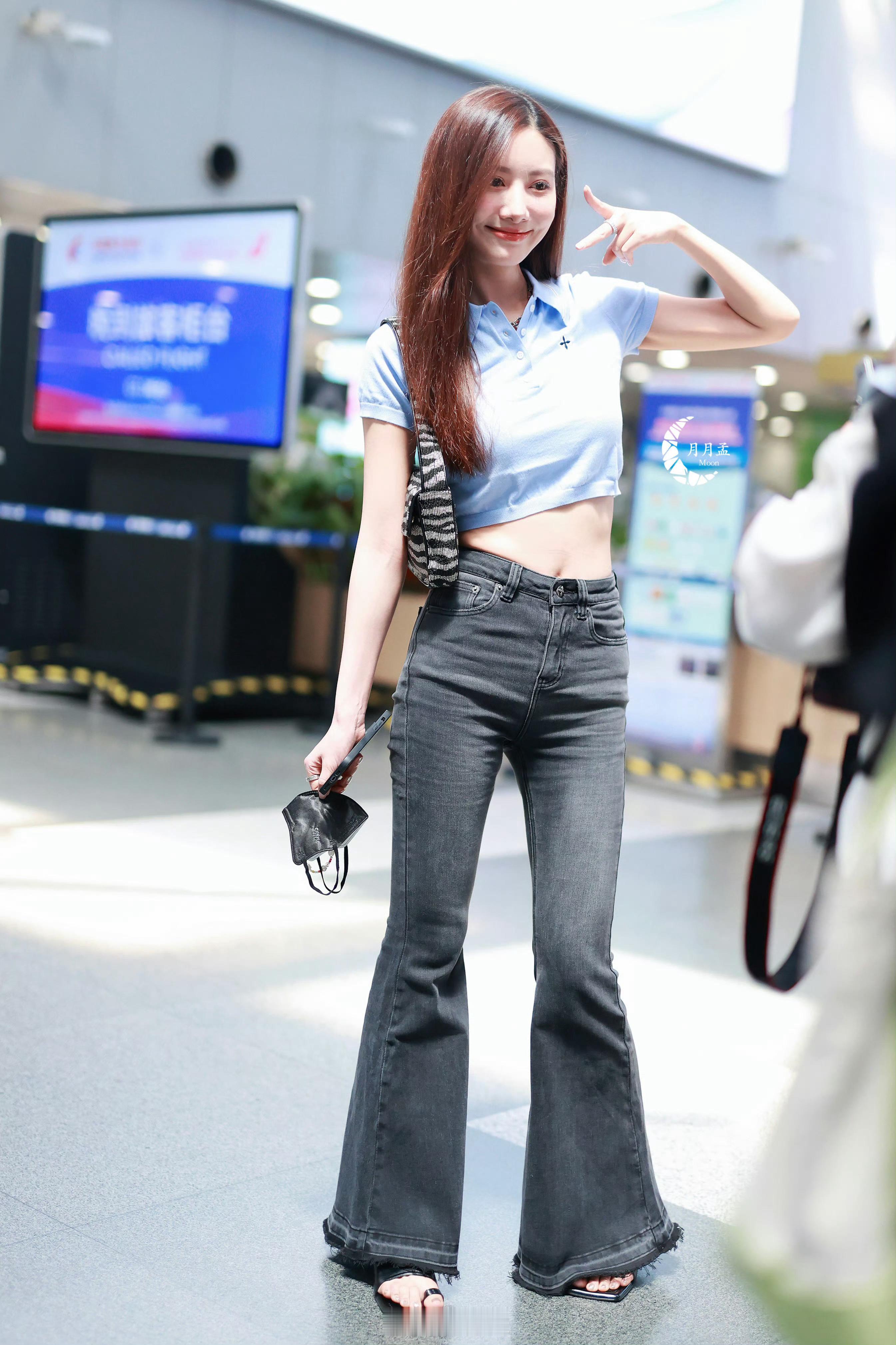 吴优✖️机场私服生图[送花花] 