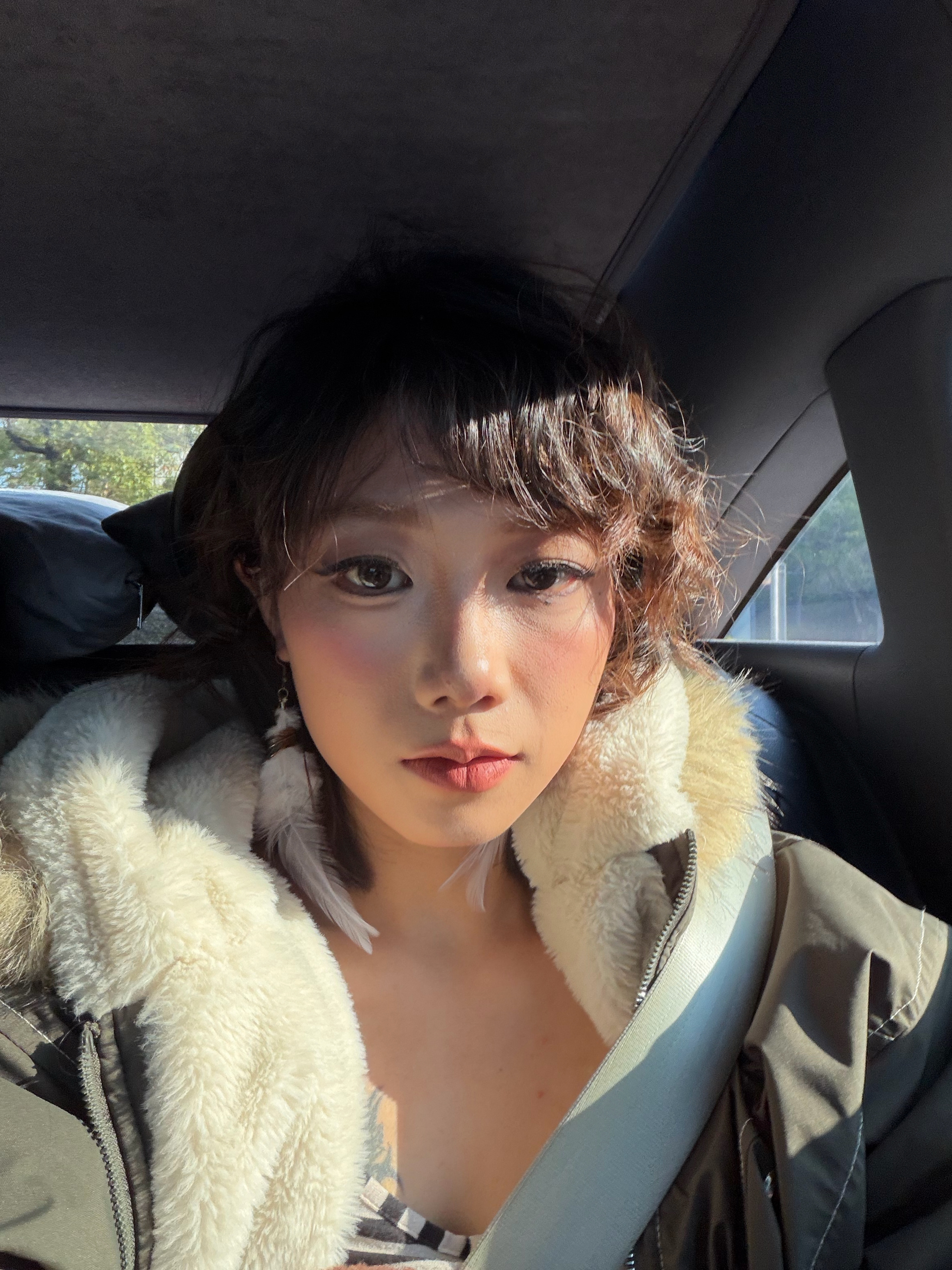 建议年轻人少去公园容易伤自尊 年轻人哪来的时间锻炼身体早上9点到公司，晚上9点都