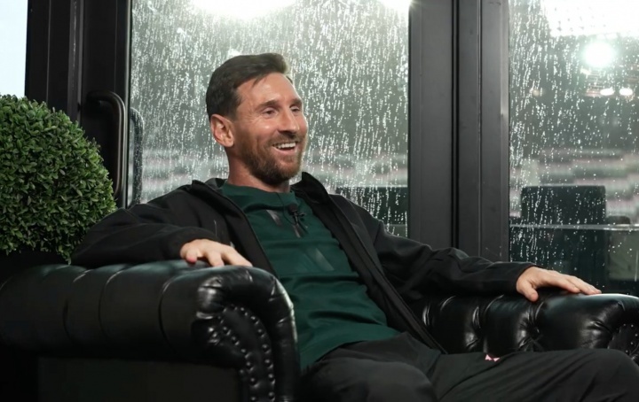 梅西说花式技巧我全会但不用  梅西出镜Luzu TV的Nadie dice na