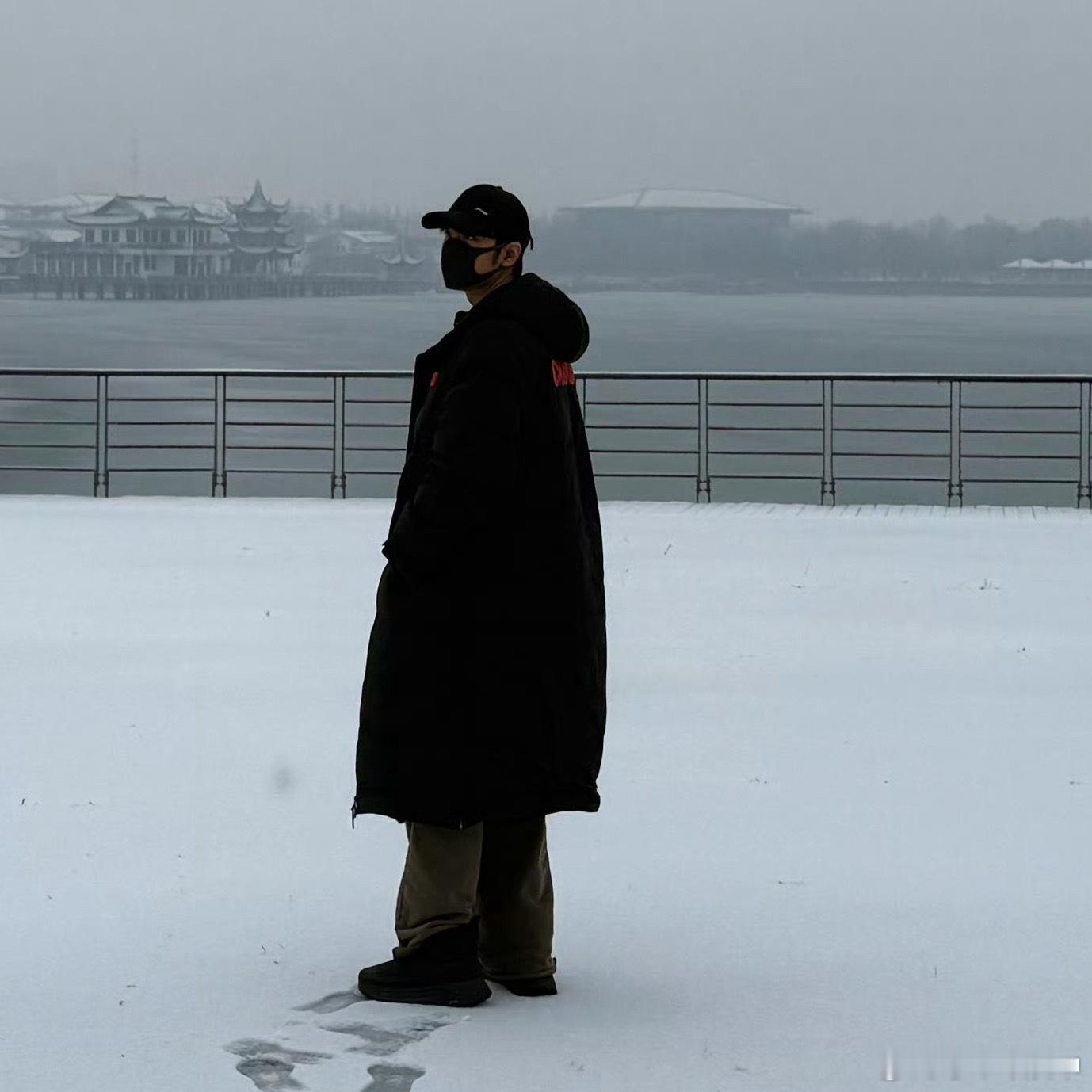 在北方的南方人肖战我懂了！靓仔 肖战祖籍是我们广东的👏真相了你看拍照是“够靓”