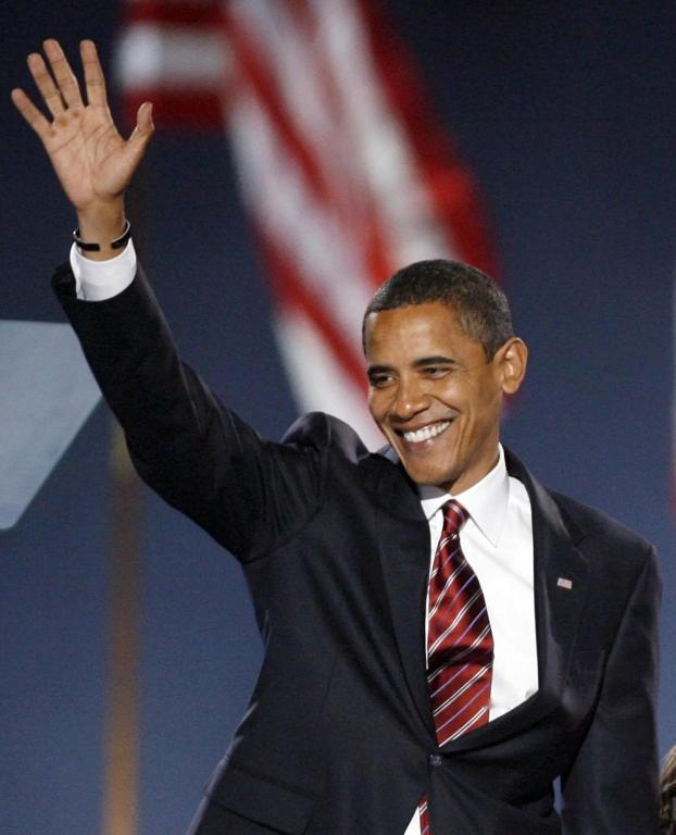 奥巴马、克林顿、拜登这三位民主党大佬，怕是打死也没料到，三人联手打出的 “道德组