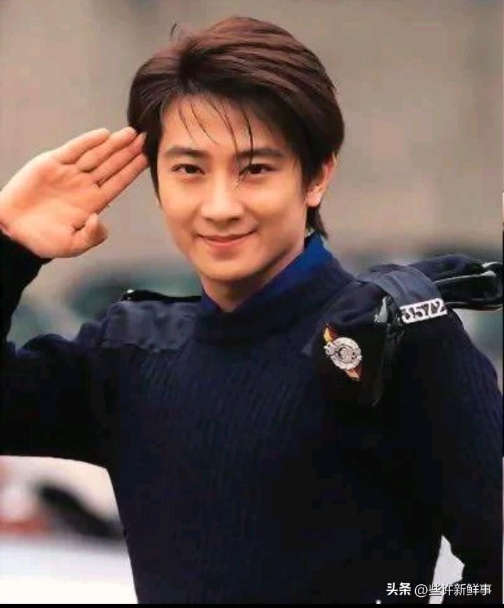 现在还听《爱的故事上集》超越了99.9%的人