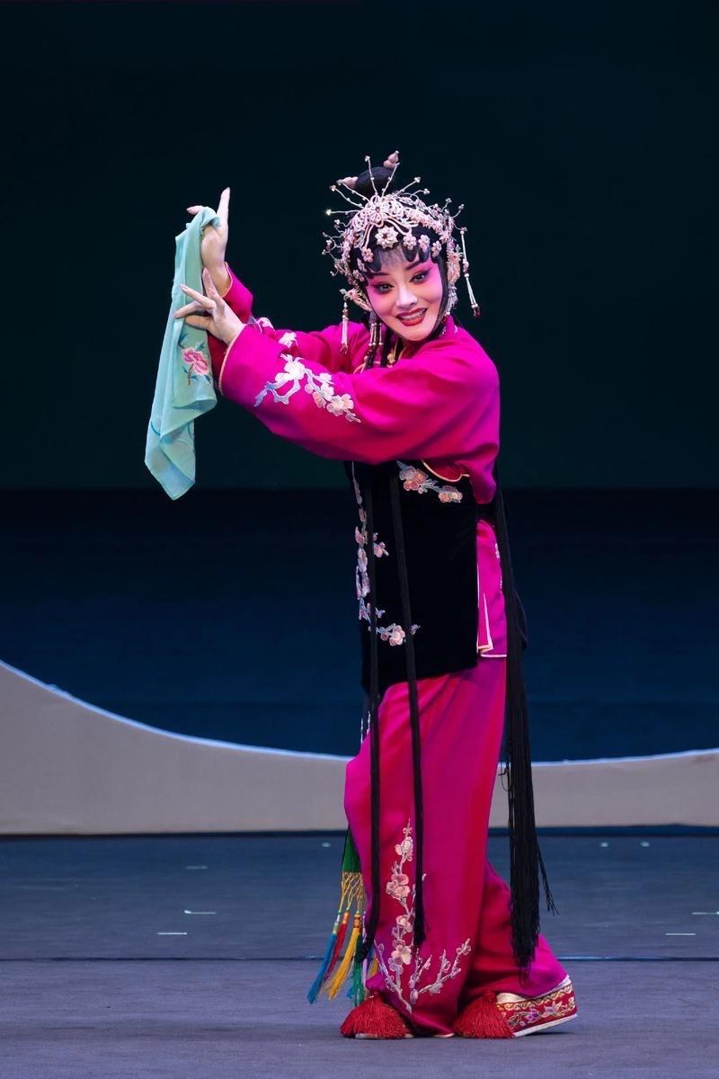 《主角》把秦腔从背景板推成叙事核心，让年轻观众读懂了“戏比天大”的执念，戳中了大